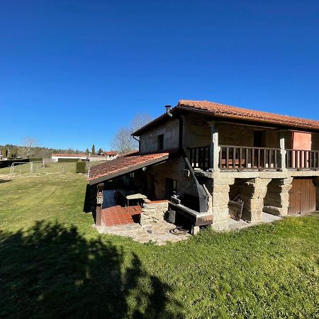 Casa De Campo Con Piscina, Entera O Por Habitaciones Amoeiro Bagian luar foto