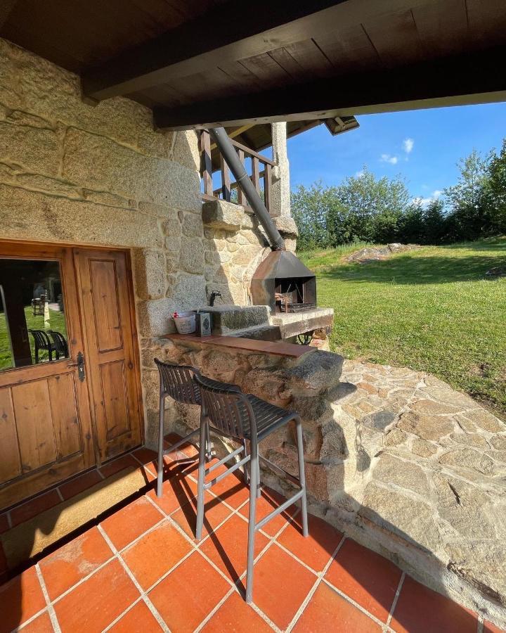 Casa De Campo Con Piscina, Entera O Por Habitaciones Amoeiro Bagian luar foto