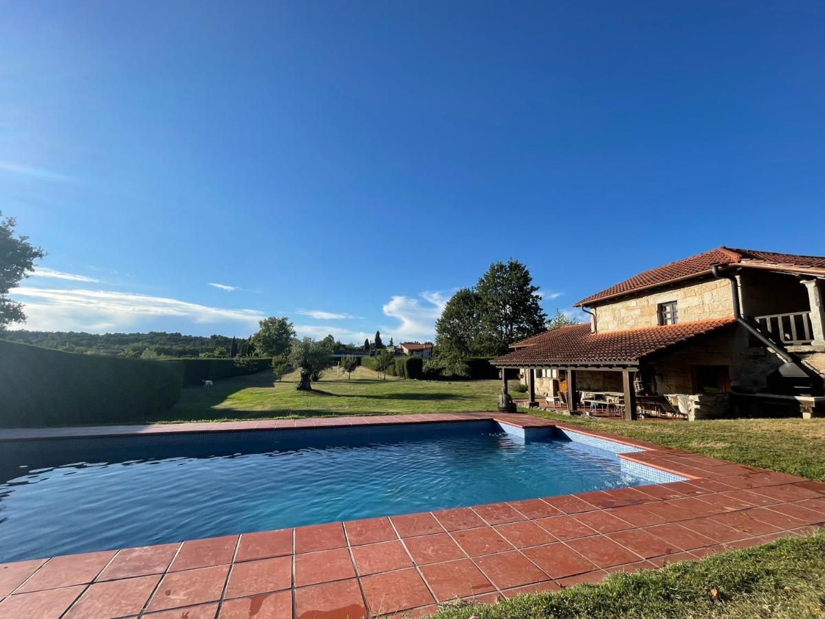 Casa De Campo Con Piscina, Entera O Por Habitaciones Amoeiro Bagian luar foto